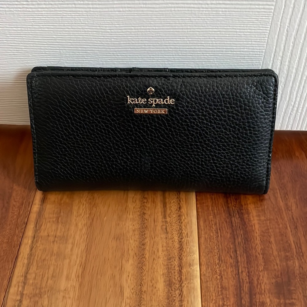 KATE SPADE: Bifold Wallet